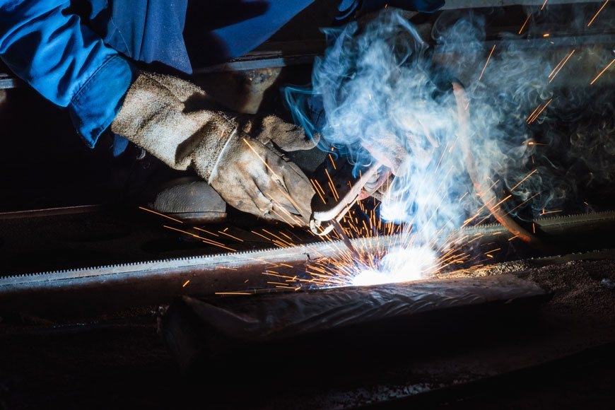 what are the requirements of maintenance work welding?
