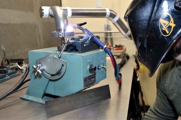 Orbital welding machines for pharmaceutical and beverage industries.